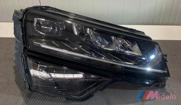 SKODA KAROQ KOPLAMP RECHTS 57B941018B beschikbaar voor biedingen