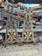 Zijsteunen van oude mangels, per set te koop., Ophalen