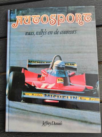 Autosport races rally's en de coureurs. beschikbaar voor biedingen