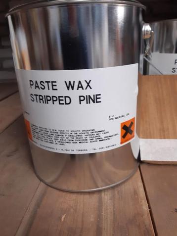 7 grote blikken van 5 ltr.Paxe Wax (boenwas)geloogd grenen beschikbaar voor biedingen