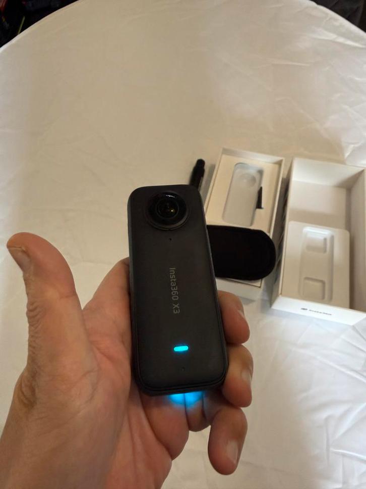 Insta360 X3 + Complete Accessoires Set - 360 graden camera, Audio, Tv en Foto, Actiecamera's, Zo goed als nieuw, Overige merken