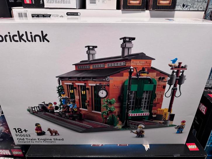 Lego 910033 Old Train Engine Shed - Bricklink Designer Progr, Kinderen en Baby's, Speelgoed | Duplo en Lego, Zo goed als nieuw