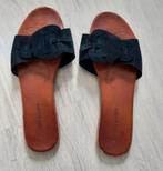 Slippers/ sandalen, Slippers, Zwart, Ophalen of Verzenden, Zo goed als nieuw