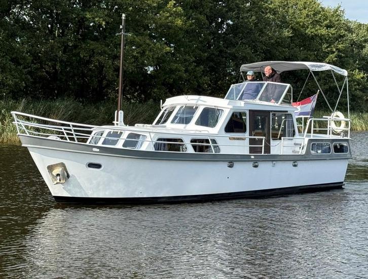 Marne kruiser 1050 (bj 1980), Watersport en Boten, Motorboten en Motorjachten, Gebruikt, Staal, 9 tot 12 meter, Diesel, 50 pk of meer