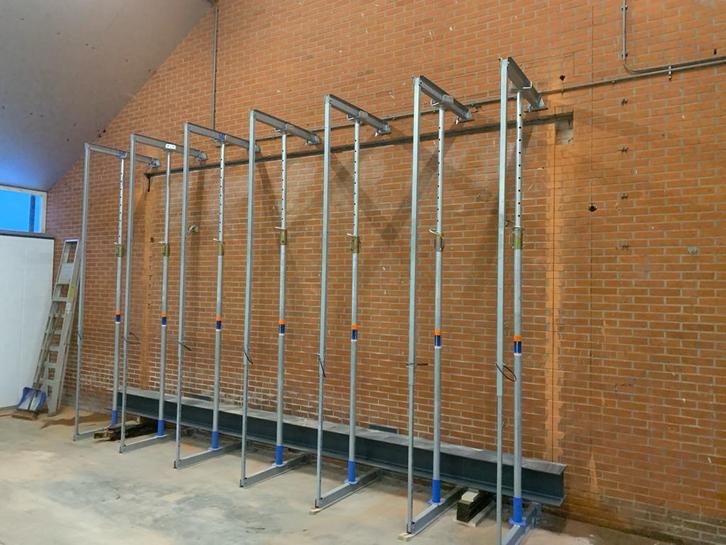 Stut Alone stempels - Verhuur, Doe-het-zelf en Verbouw, Steigers, Zo goed als nieuw, Overige typen, Ophalen of Verzenden