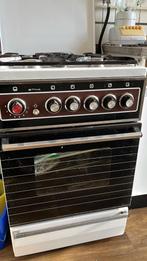 Gratis gasfornuis, seniorenstoel, wasmachine en droger, Ophalen, Gebruikt, 4 kookzones, Gas