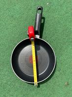 Tefal koekenpan, Ophalen of Verzenden, Zo goed als nieuw, Aluminium, Koekenpan of Braadpan