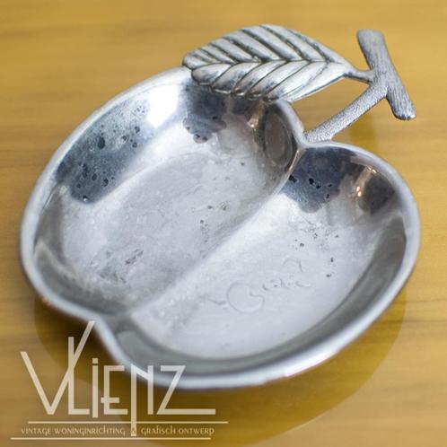 Vintage, brocante verzilverd schaaltje appel schaal, Antiek en Kunst, Antiek | Schalen, Ophalen of Verzenden