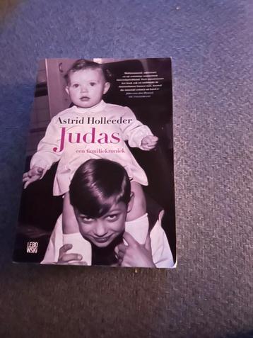 Astrid Holleeder - Judas beschikbaar voor biedingen