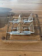 Glazen serveerschaal met 4 bakjes - 33cm, Huis en Inrichting, Keuken | Servies, Ophalen of Verzenden, Effen, Glas, Schaal of Schalen