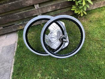 Set Wielen 28 inch achterwiel 3 versnellingen rollerbrake  beschikbaar voor biedingen