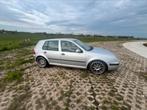 Volkswagen Golf 1.6 77KW 2001 Grijs, Auto's, 47 €/maand, Origineel Nederlands, Te koop, Zilver of Grijs