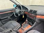 Nette BMW 5-Serie 520i Touring 170PK E39/Automaat/NieuweAPK!, Auto's, 170 pk, 1700 kg, Zilver of Grijs, Parkeersensor