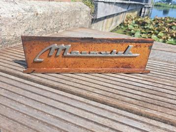 uniek embleem Moskvich beschikbaar voor biedingen