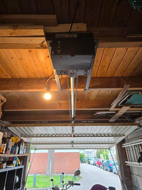 Elektrische motor voor garage kanteldeur, Doe-het-zelf en Verbouw, Deuren en Horren, Gebruikt, Garagedeur, 200 tot 215 cm, 120 cm of meer