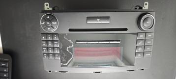 Mercedes MF2550 autoradio beschikbaar voor biedingen