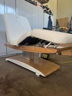 Behandelstoel/bed bijna nieuw!, Ophalen, Zo goed als nieuw, Massagetafel