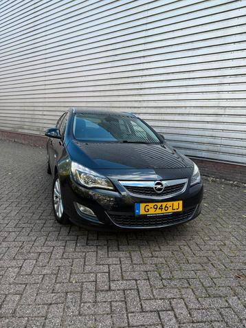 Opel Astra 1.4 Turbo 103KW Sports Tourer 2012 Zwart beschikbaar voor biedingen