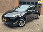 Renault Grand Scénic 1.4 TCe Parisienne, Voorwielaandrijving, Stof, 4 cilinders, Zwart