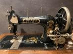 Antieke handnaaimachine - Pfaff, Antiek en Kunst, Antiek | Naaimachines, Ophalen