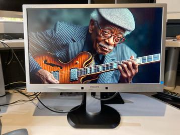 Philips 24P4Q 24" FHD Monitor - Zo goed als nieuw beschikbaar voor biedingen