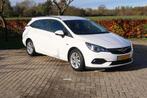 Opel Astra Sports Tourer 1.2 Edition NAVI CRUISE 6 VERSNELLI, Auto's, Voorwielaandrijving, 65 €/maand, Stof, Gebruikt