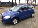 Volkswagen Fox 1.2 40KW 2010 nieuwe apk zeer mooie auto., Auto's, Voorwielaandrijving, 969 kg, 1198 cc, Origineel Nederlands