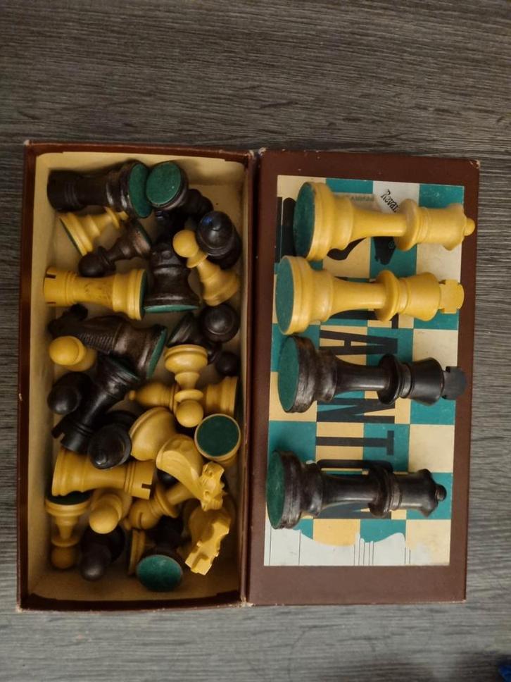 Vintage Schaakstukken Set, Hobby en Vrije tijd, Gezelschapsspellen | Bordspellen, Gebruikt, Een of twee spelers, Reisspel, Ophalen