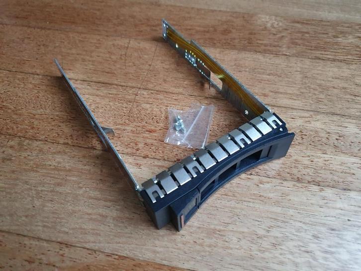 Lenovo / IBM lege tray slee voor 3,5 inch HDD harde schijf, Computers en Software, Harde schijven, Nieuw, Server, Intern, HDD