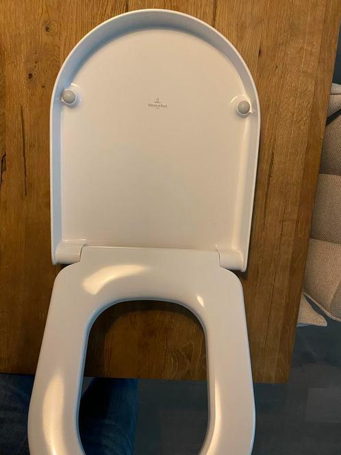 Villeroy & Boch WC-bril, Huis en Inrichting, Badkamer | Badkamermeubels, Nieuw, Overige typen, Minder dan 100 cm, Minder dan 50 cm
