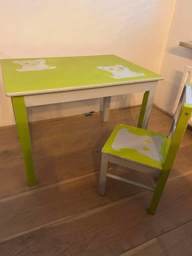 Peuter/kleuter (knutsel)tafel, Kinderen en Baby's, Kinderkamer | Tafels en Stoelen, Gebruikt, Tafel(s) en Stoel(en), Ophalen