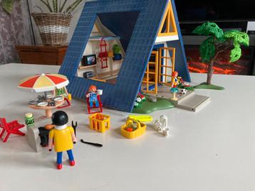 Playmobil vakantiehuis 3230 met bbq tafeltje servies etc beschikbaar voor biedingen