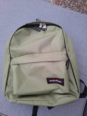 Eastpack rugzak met 15 ich laptopvak, in uitstekende staat  beschikbaar voor biedingen
