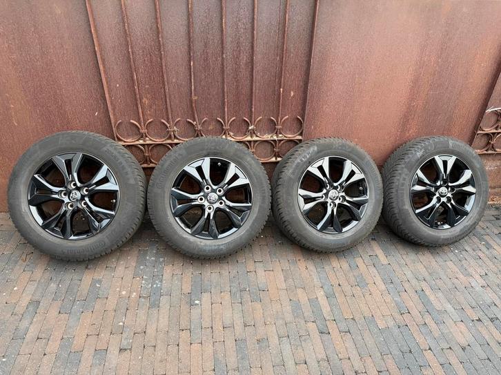 Toyota Yaris Cross 16” winterbanden + velgen TPMS M+S, Auto-onderdelen, Banden en Velgen, Banden en Velgen, Winterbanden, 16 inch