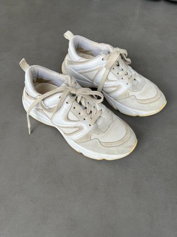 Wit/grijze Maje sneakers, maat 39 beschikbaar voor biedingen