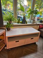 Gratis afhalen:  tv kast roze geschilderd, Ophalen, Gebruikt, Overige materialen, 100 tot 150 cm