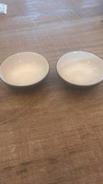 Twee schaaltjes zwart met creme action, Ophalen of Verzenden, Nieuw, Overige stijlen, Schaal of Schalen
