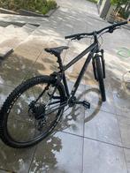 Zwarte cannondale, Fietsen en Brommers, Gebruikt, 26 inch, Meer dan 20 versnellingen, Ophalen