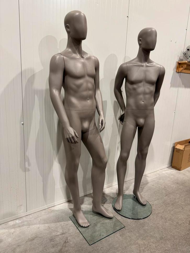 Twee mannelijke mannequins / etalagepoppen / paspoppen, Zakelijke goederen, Kantoor en Winkelinrichting | Winkel en Inventaris