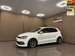 Volkswagen Polo 1.2 TSI R-Line * Navigatie / Parkeersensoren, Gebruikt, Euro 6, 4 cilinders, Wit