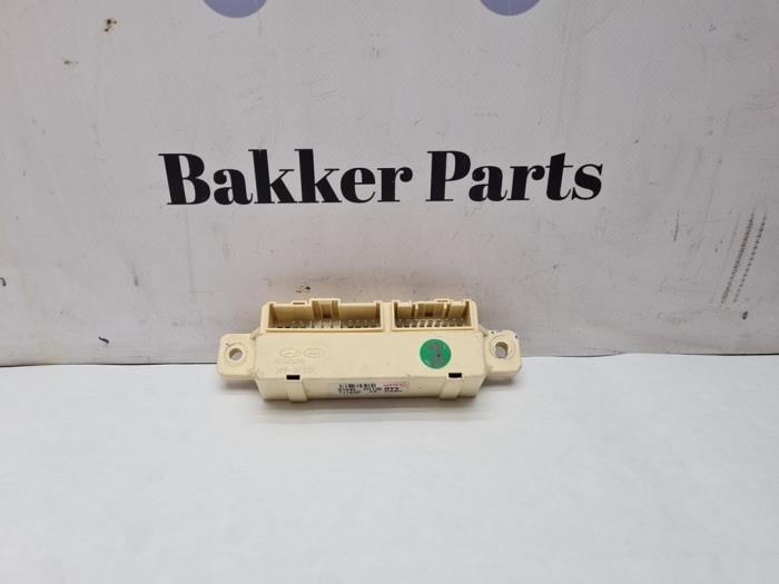 Centrale Deurvergrendelings Module van een Hyundai I40, Auto-onderdelen, Overige Auto-onderdelen, Hyundai, Gebruikt, 3 maanden garantie