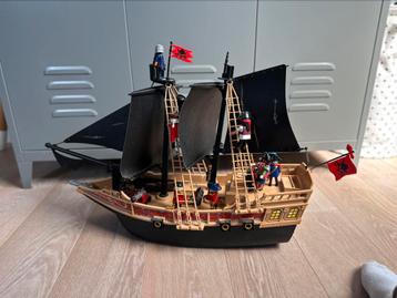 Playmobil piratenschip met heel veel extra’s beschikbaar voor biedingen