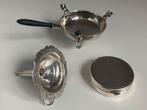 Zilveren doosje, miniatuur komfoor en parfumtrechter, Antiek en Kunst, Ophalen of Verzenden, Zilver
