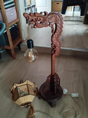Antieke Drakenlamp 1920 beschikbaar voor biedingen