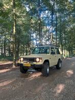 1987 Mitsubishi Pajero 2.6 Metaltop 4WD benzine, Auto's, 1800 kg, 4 cilinders, 4 stoelen, Beige