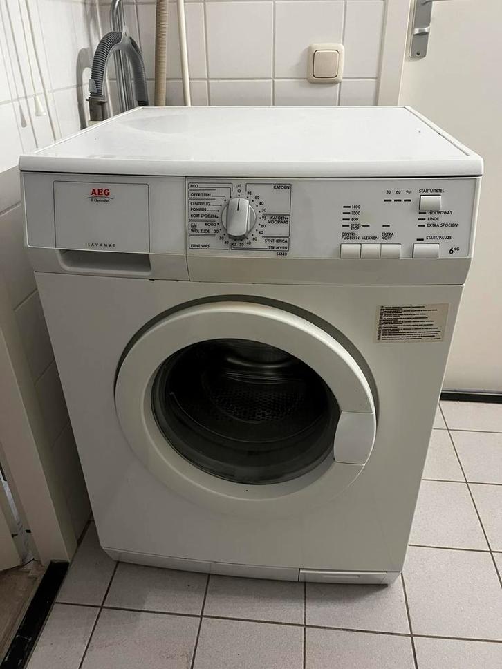 AEG Lavamat Wasmachine - Voorlader, Witgoed en Apparatuur, Wasmachines, Gebruikt, Voorlader, 4 tot 6 kg, 85 tot 90 cm, 1200 tot 1600 toeren