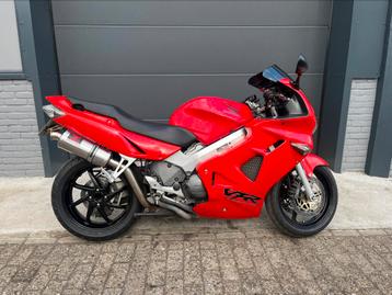 Honda vfr 800 fi beschikbaar voor biedingen