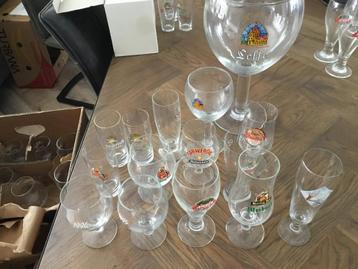 Diverse bier glazen set 4 beschikbaar voor biedingen