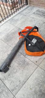 Goed werkende Black& Decker blad blazer / zuiger, Tuin en Terras, Bladblazers, Ophalen, Gebruikt, Black+Decker, Ruggedragen