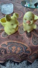 Twee schattige eierdopjes. Haasje en kuikentje, Diversen, Pasen, Ophalen of Verzenden, Gebruikt